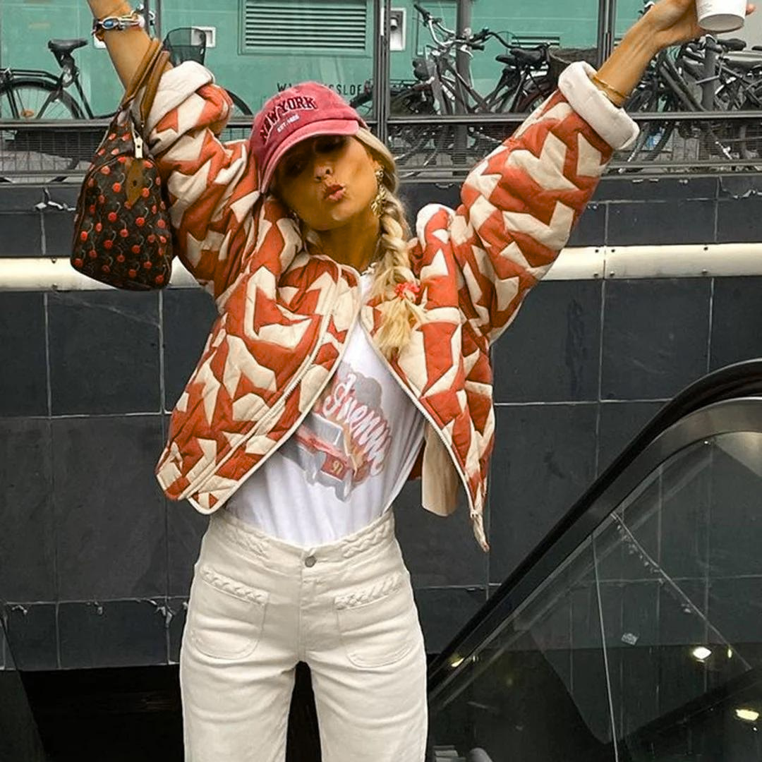 ColorCascade™ - Giacca alla moda per la prossima stagione