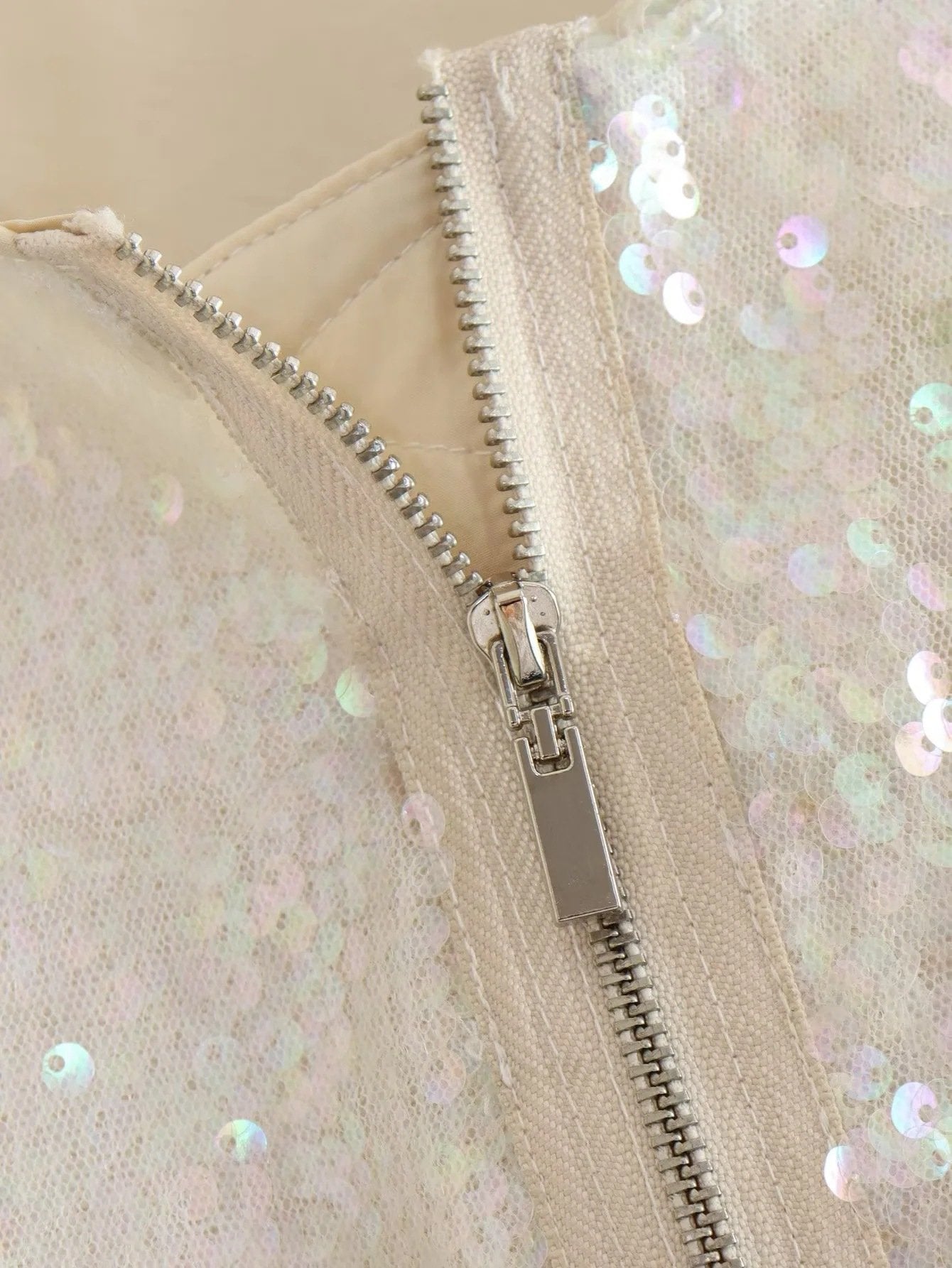 Zara - Bomber con paillettes